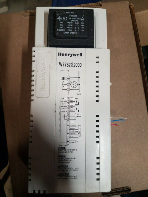 Honeywell W7752G2000 Industrial Control System
