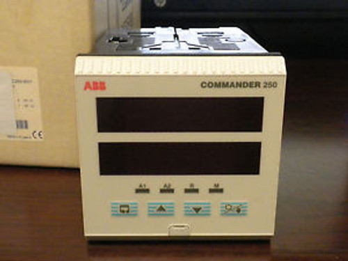 ABB PROCESS CONTROLLER  COMMANDER 250 C2500300STD 100-240 VAC 50/60 HZ