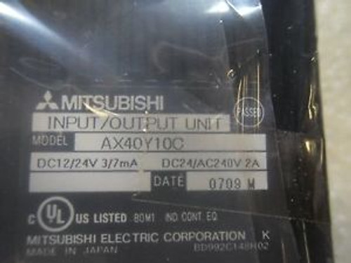 V11-2 1 NEW MITSUBISHI AX40Y10C I/O MODULE