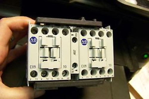 new allen bradley 104-C09UKJ22 reversing contactor 24v