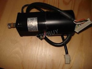 1PC YASKAWA SGM-01AWSU12 xhg29