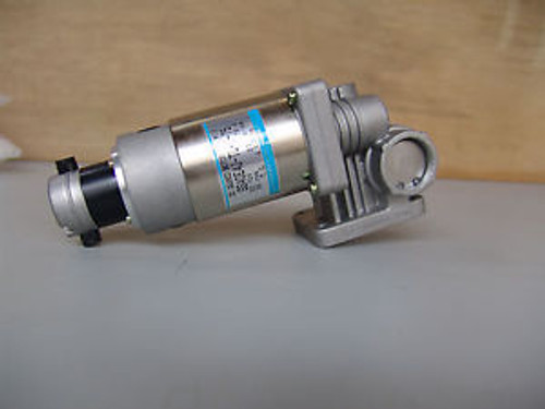 New Geared Servo DC Motor Sawamura Denki SS04E4J-TL-C-75 32 RPM 70 volt M12