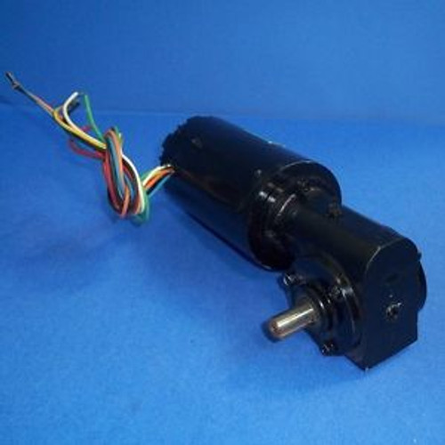 LEESON 115/230V .9-.45A 1715H.P. 50/60HZ 20:1 RAITO GEARMOTOR CM31P17NZ16A NEW