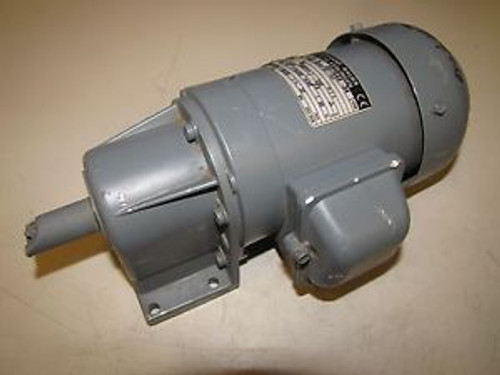 EBERHARD BAUER D-73734 55W G052-10/DO 44-141 L 230V 3PH 50,89 GEAR MOTOR NEW