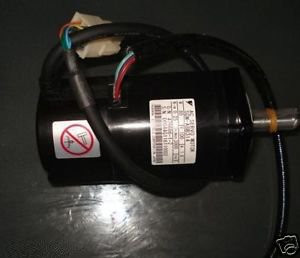 1PC  YASKAWA SGM-A8B314