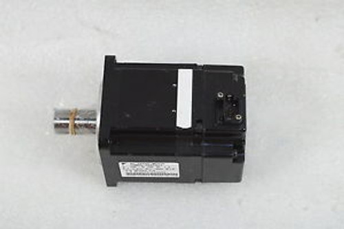 YASKAWA AC SERVO MOTOR SGMAS-02ACA21 NEW NOT IN BOX SCRATCHES