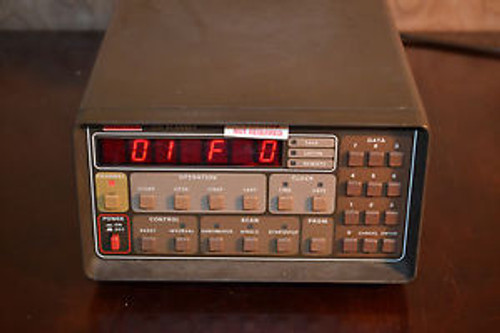 Keithley 705 Scanner - with 7055 General Purpose Relay Scanner Card