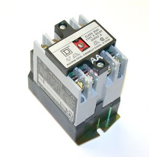 NEW SQUARE D CONTROL RELAY 20 AMP 110 V  MODEL 8501X040