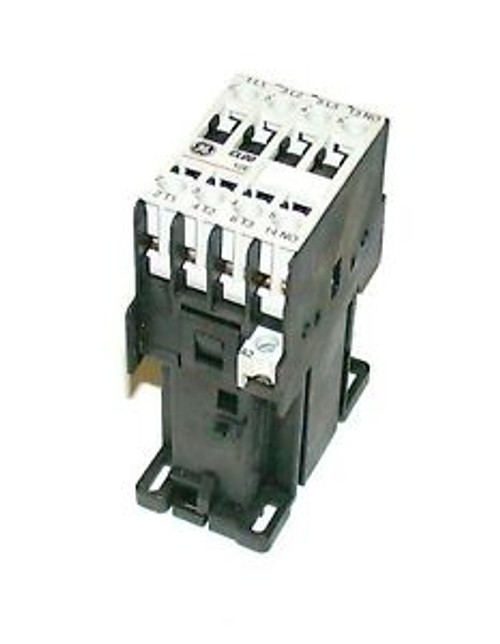 2 NEW GE MOTOR STARTER RELAYS 25 AMP  MODEL  CL00D310T