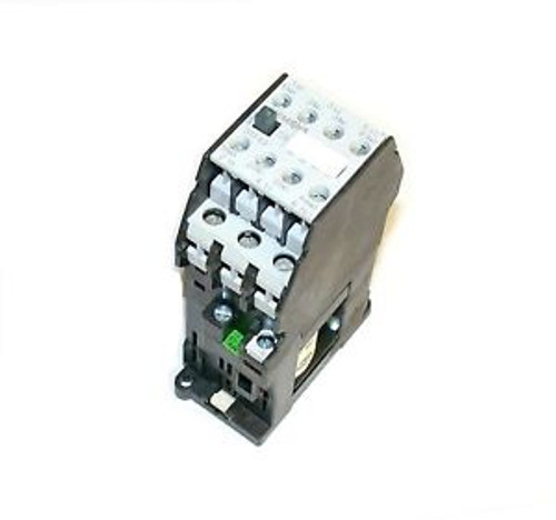 NEW SIEMENS CONTROL RELAY 24VDC 30 AMP MODEL 3TF4322-0B