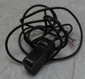 New Keyence Control Amplifier Unit, CZ-V21  New  WARRANTY