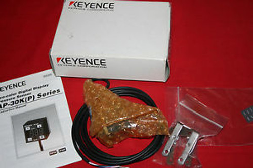 NEW Keyence Digial Vacuum Pressure Sensor AP-C32K APC32K Brand New in Box - BNew