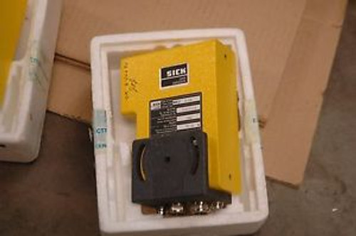 Sick WSU/WEU Safety Guard Light Beam Switch wsu 25-201   weu 25-700