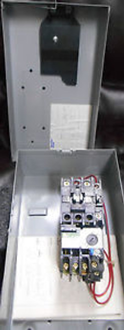 Sprecher & Schuh Enclosed Control Panel  CAT3-23-240-32-G0