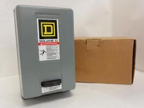 151356 New In Box, Square D 8536SBG2V02S Starter, 18A, 3P, 600V, Coil: 120V@60Hz