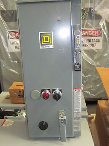 SQUARE D COMBINATION STARTER  MODEL: 8538SBA65V89C  SIZE 0  240V