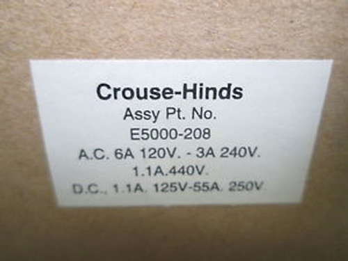 CROUSE-HINDS E5000-208 SWITCH NEW IN A BOX