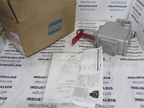 CROUSE HINDS CONVEYOR CONTROL  AFU033305 / AFUR5 NEW IN BOX