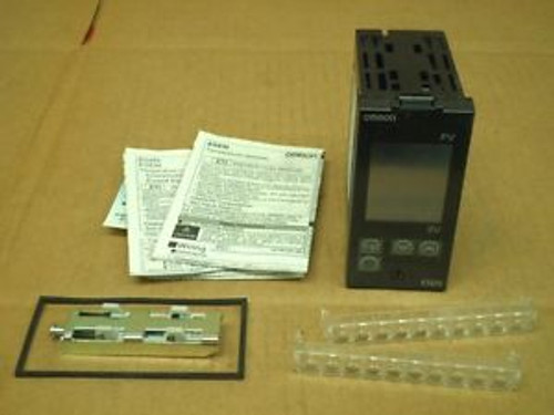 Onron E5EN-C3MT-500 24V AC/DC 1/8 DIN Multi Range Temperature Controller