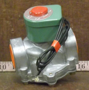 1 NEW ASCO 8215A63 SOLENOID VALVE New