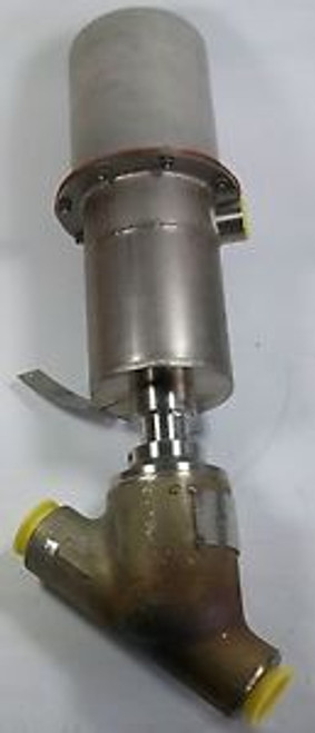 Target Rock Industrial Stainless Solenoid Valve 1 120 VAC Model 81NN-014-1 NNB