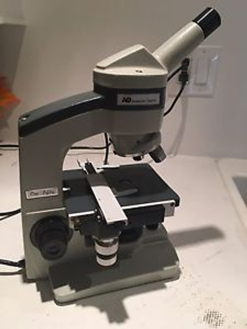 American Optical 150 Microscope