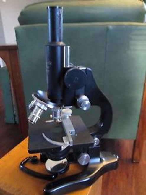 Ernst Leitz Wetzlar Monocular Microscope light source 3 objectives Wood Case
