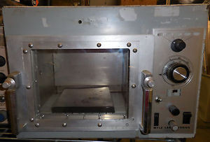 Wyle Laboratories CO-106-640 Lab Oven, 110V, 15A, 60 Cycle, 1 Phase