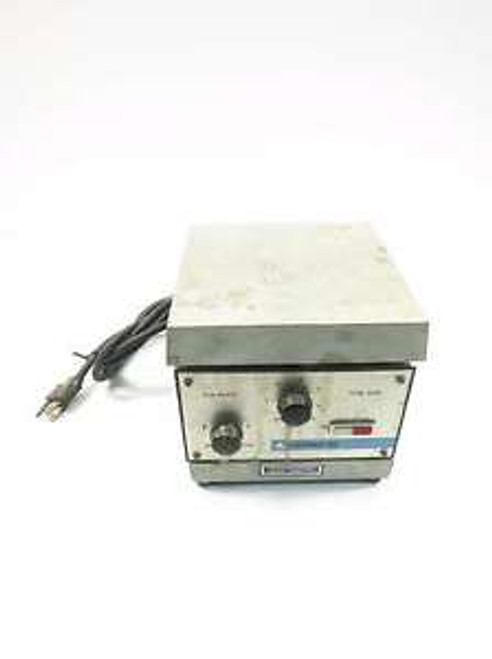 THERMOLYNE SP-A1025B TYPE 1000 HOT PLATE STIRRER 120V-AC LAB EQUIPMENT D524223