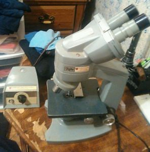 Microscope - American Optical Corporation