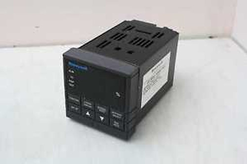 Honeywell UDC3000 Versa-Pro Digital Limit Controller DC300K-E-0A0-10-0000-0