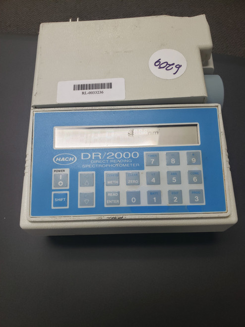 Hach Dr/2000 Direct Reading Spectrophotometer used