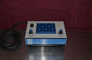 VWR SCIENTIFIC HEAT BLOCK CATALOG # 13259-005 WITH 20mm BLOCK