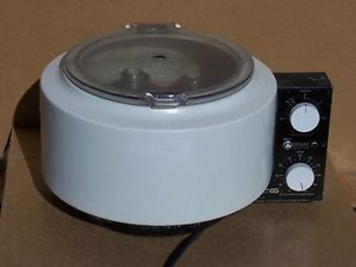 Clay Adams Dynac 0101 Variable Speed Laboratory Centrifuge With 4 Seing Tube Rot
