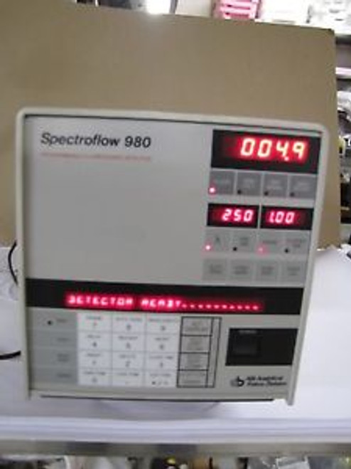 SPECTROFLOW 980 PROGRAMMABLE FLUORESCENCE DETECTOR