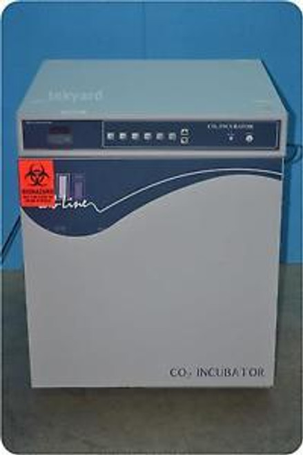 BARNSTEAD LAB-LINE 495 AIR-JACKETED AUTOMATIC CO2 INCUBATOR @ (119455)