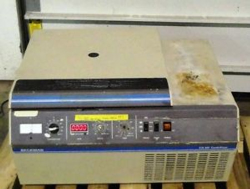 Beckman Benchtop Lab Centrifuge Model CS-6R CS6R with Rotor and Buckets