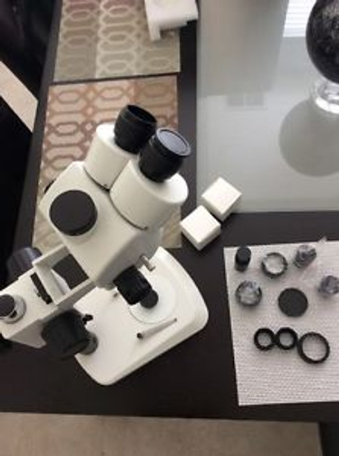 3.5X-90X Zoom Trinocular Stereo Microscope with Table Pillar Stand with Extras