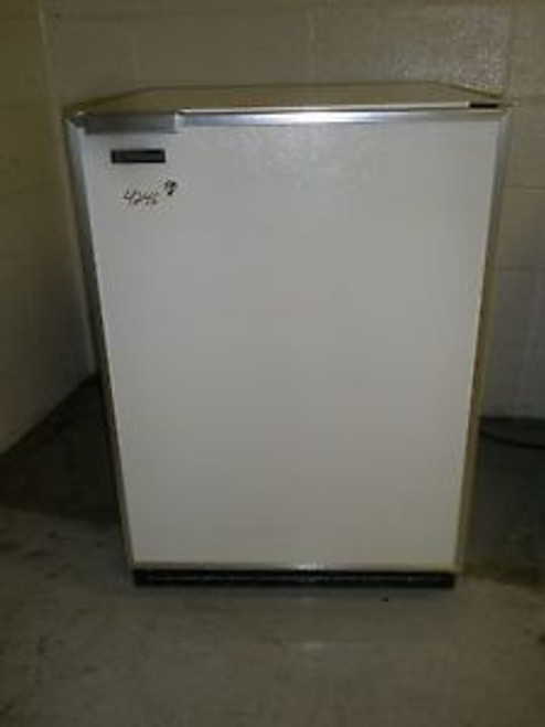 MARVEL INDUSTRIES UNDERCOUNTER LAB FREEZER 6CAF(TESTED AT 10 DEGREES)