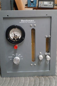 BECKMAN EH (ELECTROLYTIC HYGROMETER) MOISTURE ANALYZER  with cables Model 27901