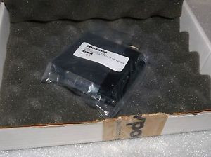 NEW NEWPORT MODEL 426 EXTENDED PLATFORM CROSSED ROLLER LINEAR BEARING STAGE 1