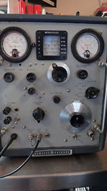 HP 608A VHF/UHF Signal Generator