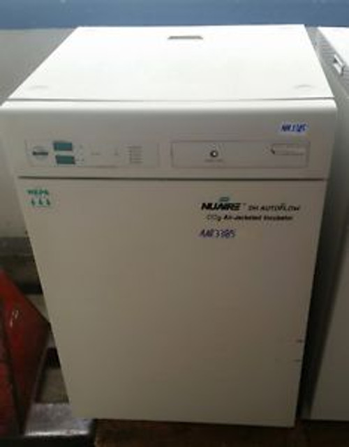 AUTOFLOW NUAIRE NU-5500E CO2 AIR-JACKETED INCUBATOR - AAR 3385