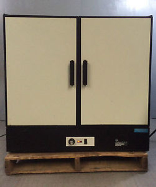 Curtin Matheson Scientific 213-264 Equatherm Incubator