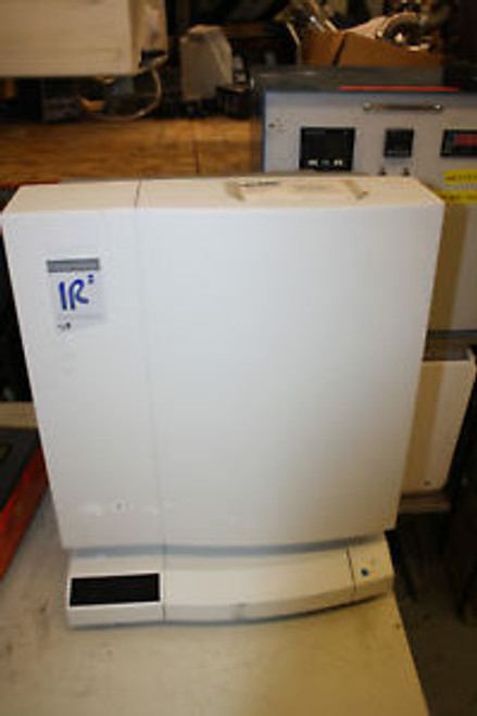 LI-COR GLOBAL EDITION IR2 DNA ANALYZER 4200-02G