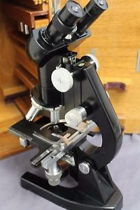 Ernst Leitz Binocular Compound Microscope w/4 Objectives