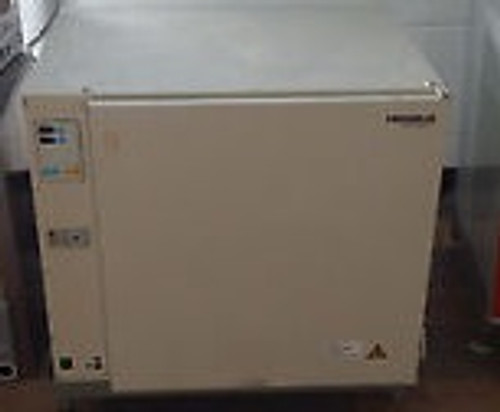 Heraeus D-6450 Gravity Convection Gas Jacketed CO2 Incubator 6000 Series
