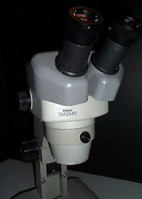 Nikon SMZ-645 Stereozoom Microscope 8-50X on Desktop
