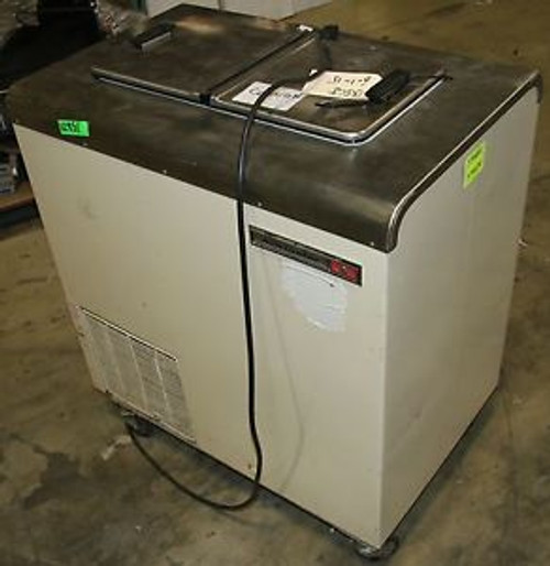 (1) Used Kelvinator Global Refrigeration Chest Cabinet, 2 Cooler Lids