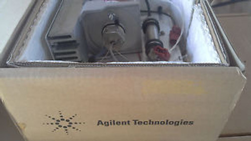 Agilent Berger B1205 Supercritical Fluid Chromatography (SFC) Works in a Drawer